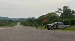 Operativo en Alcoyonqui en Culiacán,  deja dos presuntos agresores muertos y uno detenido