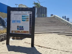 Reubican señaléticas informativas para mejorar la visibilidad y concientización en uso responsable de las playas en Mazatlán