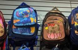 Capybara y Stich, las mochilas con mayor demanda en Culiacán