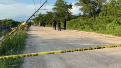 Hallan cuerpo encobijado y con las manos atadas al norte de Culiacán