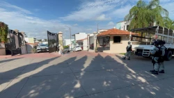 Aseguran vehículos, armas, droga y dinero en operativo federal en Colinas del Rey en Culicán