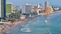 Mazatlán, Los Mochis y Topolobampo, quedan exentos de la alerta de viaje emitida por Estados Unidos, confirma Gobernador Rocha