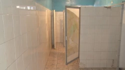 Reparación de baño y cableado eléctrico las necesidades de las escuelas en Sinaloa