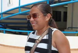 María de Jesús, alumna de la Facultad de Derecho con discapacidad visual, agradece el apoyo que ha recibido desde ADIUAS