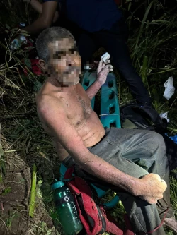 Hombre dura atrapado en el fondo de un pozo de agua por tres días
