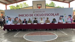 Primer lunes cívico del ciclo escolar 2025-2026 se realiza en la colonia Genaro Estrada de Mazatlán