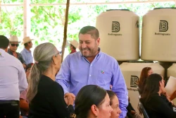 José Paz López recorre la sierra de Badiraguato