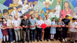 Alcalde de Navolato inaugura mural en Mercado Municipal Hidalgo