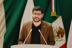 Propone diputado Arenivar que gobernador comparezca ante el Congreso cada 13 de septiembre