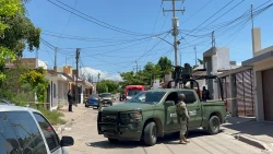 Mujer es privada de la vida a balazos en la Plutarco Elías Calles, en Culiacán