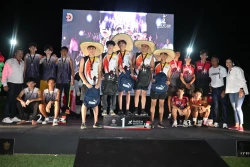 Celebran los tradicionales Relevos de la Antorcha de Atletismo