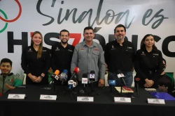 Se presenta Armando Camacho Aguilar como nuevo director general del ISDE