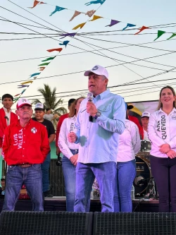 Agreden a tiros a ex alcalde de El Rosario, Sinaloa, Manuel Antonio Pineda Domínguez