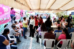 DIF Navolato agradece la gestión de Eneida Rocha Ruiz por el Camión de la Salud