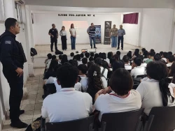 Previenen ciberdelitos en jóvenes del Campo 60: Gobierno de Sonora lleva educación digital a Cecytes Bácum