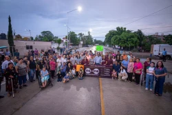 Juan de Dios Gámez cumple y entrega calles pavimentadas en la colonia Emiliano Zapata
