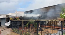 Se incendia una vivienda en la colonia Centro de Los Mochis; pertenecía a un exalcalde de Ahome
