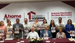 Entrega Antonio Menéndez de Llano su Primer Informe de Gobierno