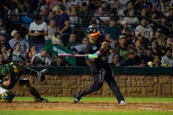 Naranjeros gana el tercero a Cañeros 14-2