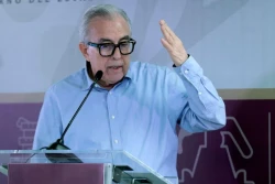 Analizan deuda heredada al Gobernador Rubén Rocha