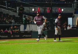 Tomateros madruga a Cañeros con 7 carreras en la primera entrada y gana 10-5