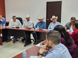 UGRS y autoridades refuerzan trabajo en unidad para proteger la ganadería sinaloense