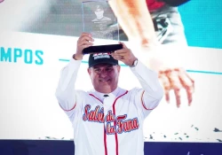 Francisco Campos ingresa al Salón de la Fama del Beisbol Mexicano