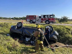 Un muerto y seis heridos deja volcadura en autopista a la altura de Villa Unión
