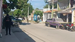 Asesinan a balazos a padre e hijo en la colonia Loma Atravesada en Mazatlán 