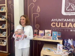 Leer no va a parar la violencia, pero permitirá conocerla en todos los aspectos: Sabina Berman