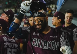 Tomateros vence 8-2 a Algodoneros