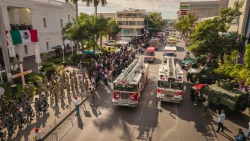 Más de 10 mil personas asisten al desfile en Culiacán