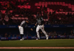 Tomateros vence 10-3 a Jaguares en el inicio de la segunda vuelta de la LMP