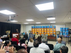 27 escuelas de educación básica en Mazatlán son beneficiadas con material de limpieza y mantenimiento