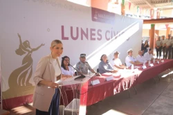 Se continuará apoyando a la educación: Estrella Palacios
