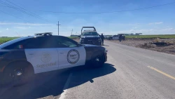 Localizan a hombre ejecutado a balazos a un costado de la carretera La 50, en Navolato