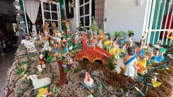 Familia mazatleca realiza nacimiento con más de 200 figuras desde hace 60 años