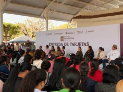 Inicia en Navolato entrega de la Beca Rita Cetina 