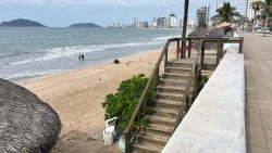 Liberan tres accesos de playa en Mazatlán
