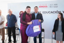 Gobierno de Sonora entrega material deportivo a docentes para impulsar la educación física