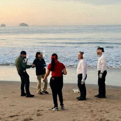 Encuentran cuerpo de hombre sin vida en playas de Mazatlán