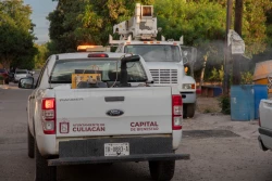 Fumigan la colonia Valles del Sol en Culiacán