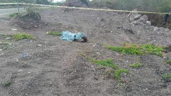 Encuentran cuerpo embolsado a la orilla de la carretera sobre la Mazatlán - Culiacán