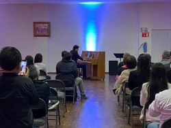 Comunidad cajemense disfruta recital de música en el Centro Cultural Achai
