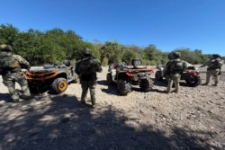 Detienen a una persona y aseguran armas en Mazatlán y Escuinapa