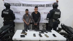 Detienen a dos hombres en Villa Unión y aseguran armamento en operativo para dar con responsables de bloqueos carreteros