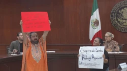 Protesta Dignora y Ximena en el Congreso en Sinaloa