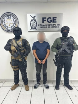 Cumplimenta FGE órdenes de aprehensión contra probables responsables del delito de robo en local comercial 