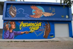 ¡Voces y lienzos! La Unidad de Bienestar Universitario, Radio UAS y SUMA presentan el mural "Frecuencia Viva"