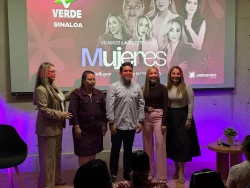 Se llevó a cabo el panel "Seamos la Voz" en el marco del Día Internacional de la Mujer